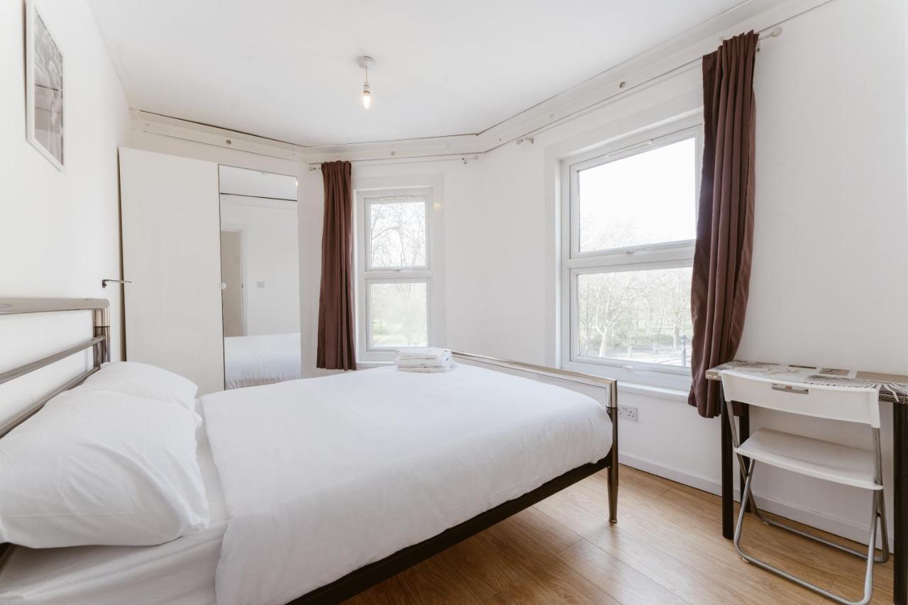 Mile End Double Rooms 27 Guest House Londres Exterior foto