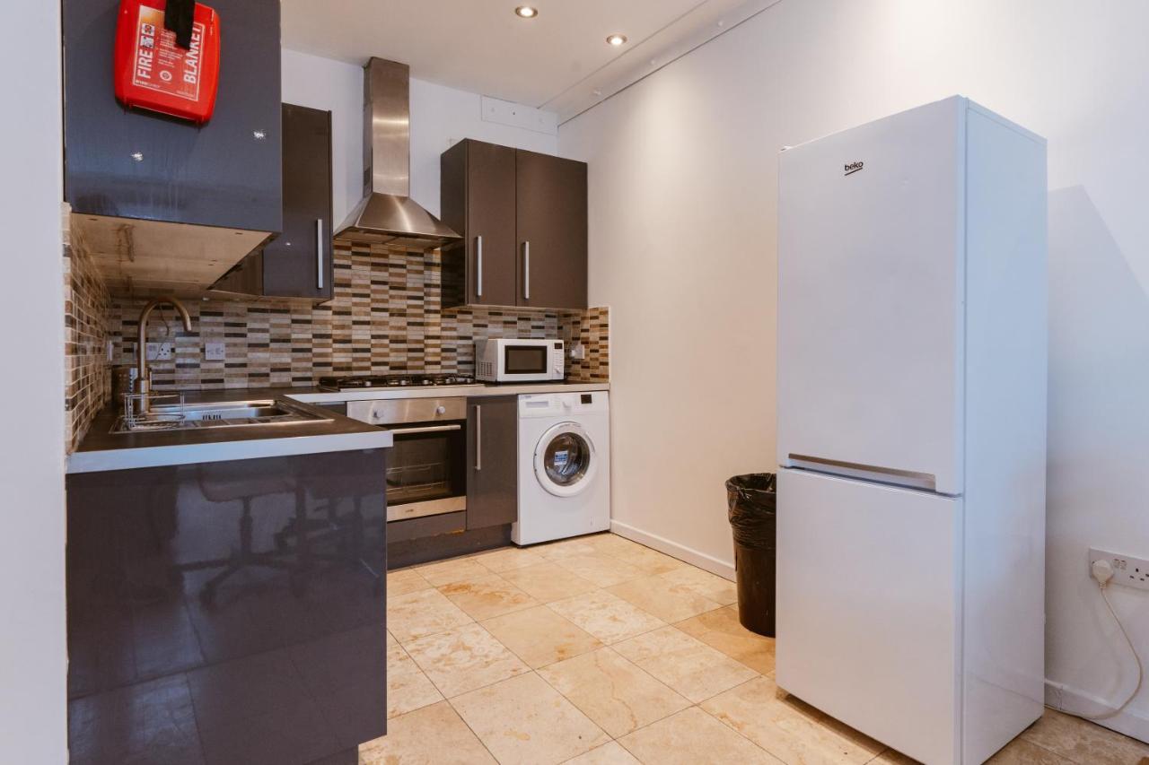 Mile End Double Rooms 27 Guest House Londres Exterior foto